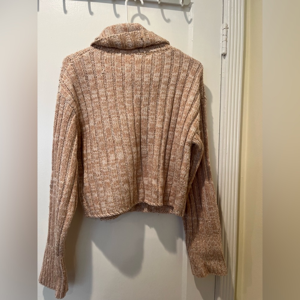 Sweater - Picture 8 of 12